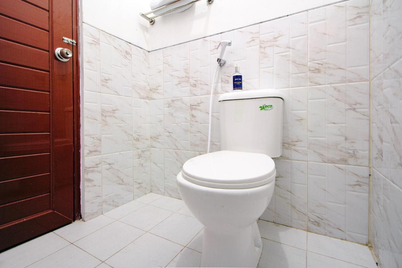 Spot On 2107 Ijo Pupus Syariah Residence Baturetno Екстериор снимка