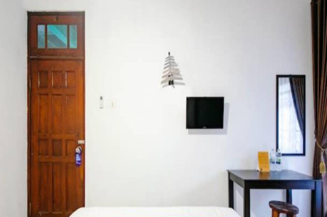 Spot On 2107 Ijo Pupus Syariah Residence Baturetno Екстериор снимка