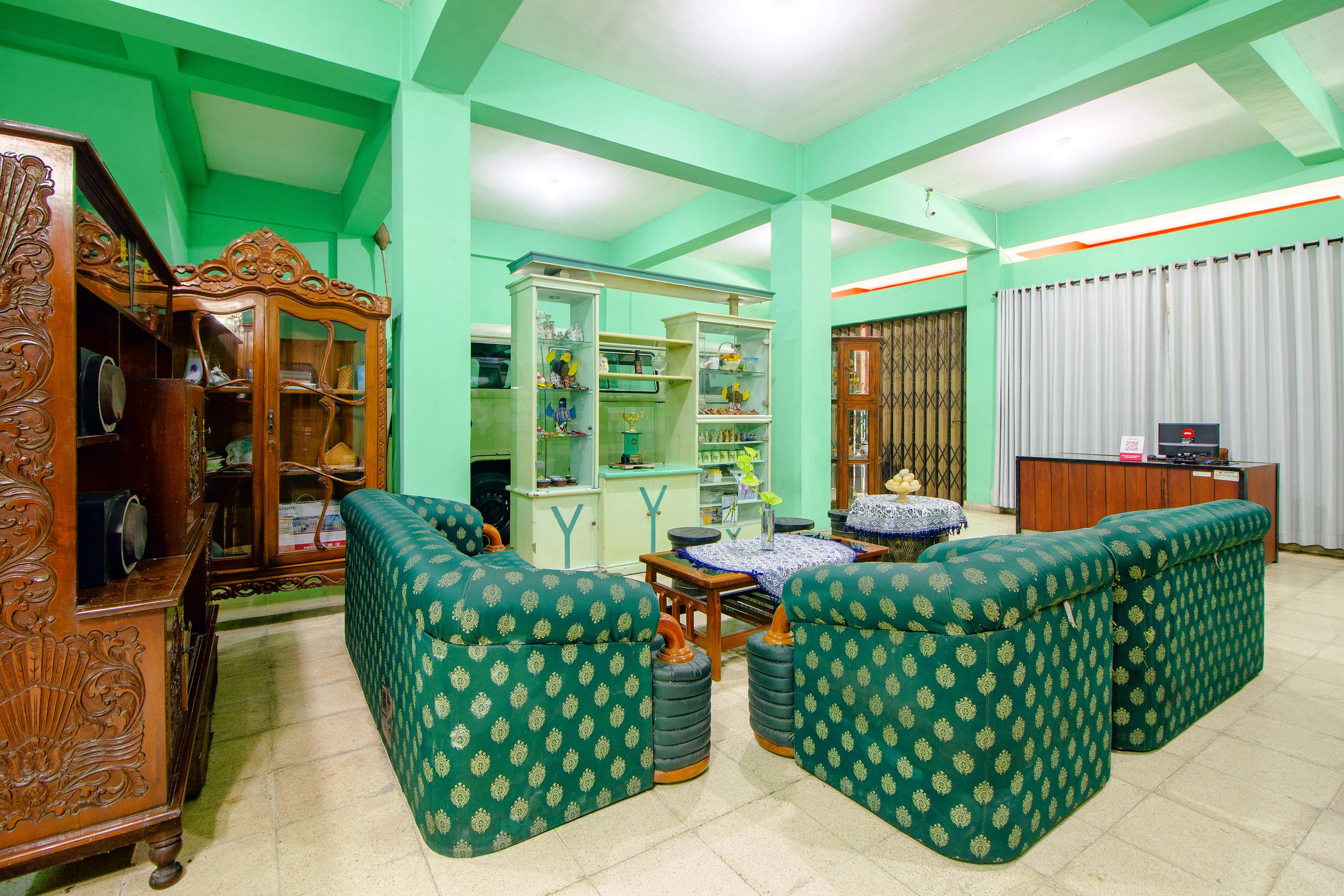 Spot On 2107 Ijo Pupus Syariah Residence Baturetno Екстериор снимка